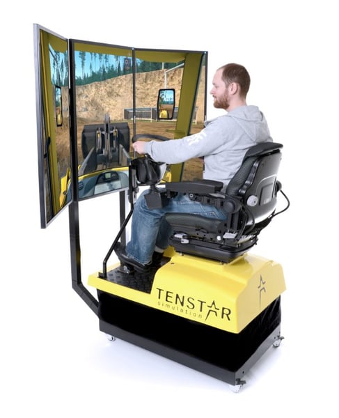 Homme utilisant un simulateur de formation Tenstar